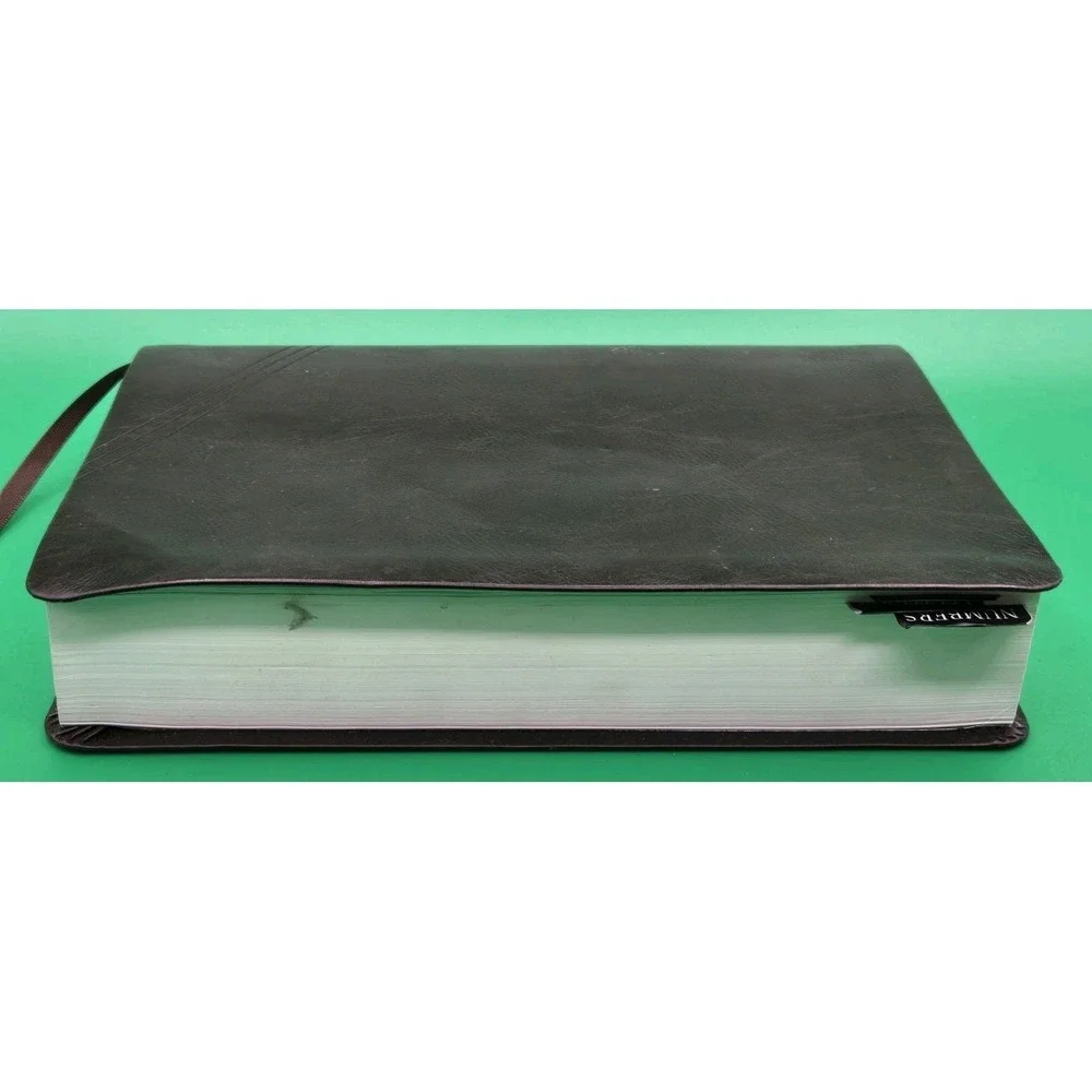Holy Bible NIV Giant Print 2011 Zondervan Brown Leathersoft Personal Size